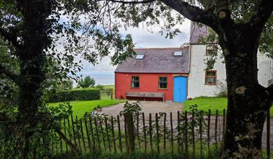 Ceiliog Bach exterior view and entrance