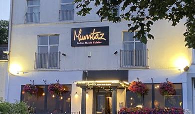 Mumtaz entrance