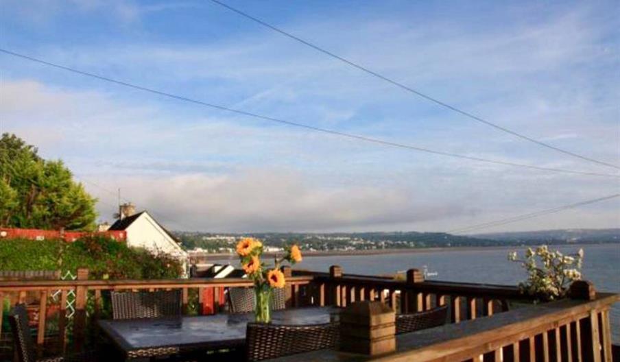 Daisy_s Gorgeous Fisherman_s Cottage