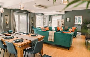 Maes Yr Haf dining and living area