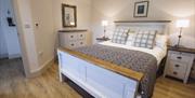 King Arthur Hotel Self Catering bedroom